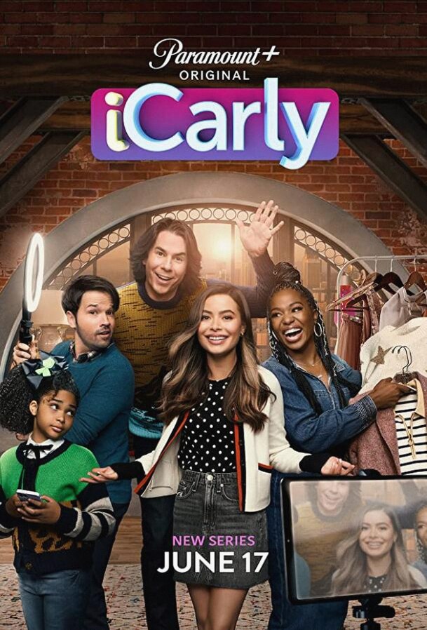 Возвращение АйКарли (Сериал 2021 / 1–3 Сезон)